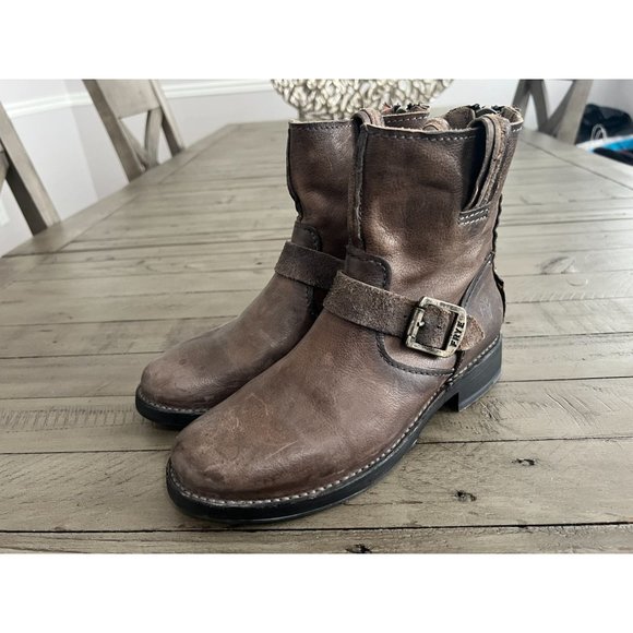 FRYE Vicky Artisan Back Zip Charcoal Distressed Leather Moto Boots - Size 7 - Picture 2 of 9